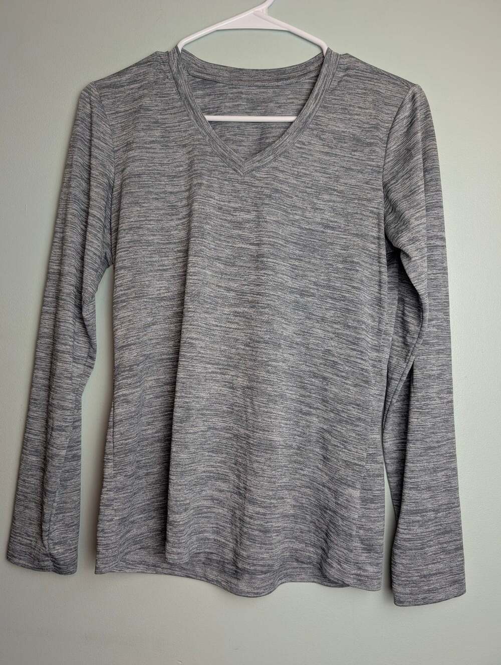 Athleisure Activewear Real Essentials Long Sleeve V-Neck